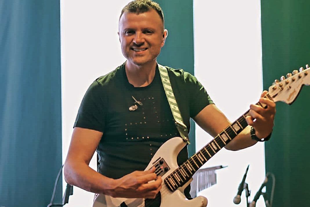 Registro de Viny Leite em shows, encontros e bastidores
