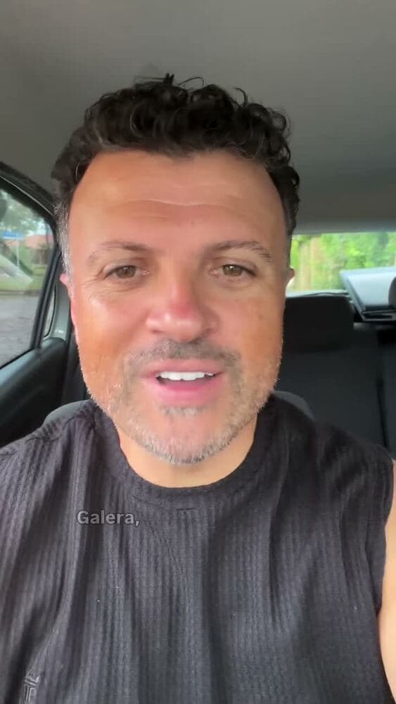 Vídeo de Viny Leite em apresentação e bastidores
