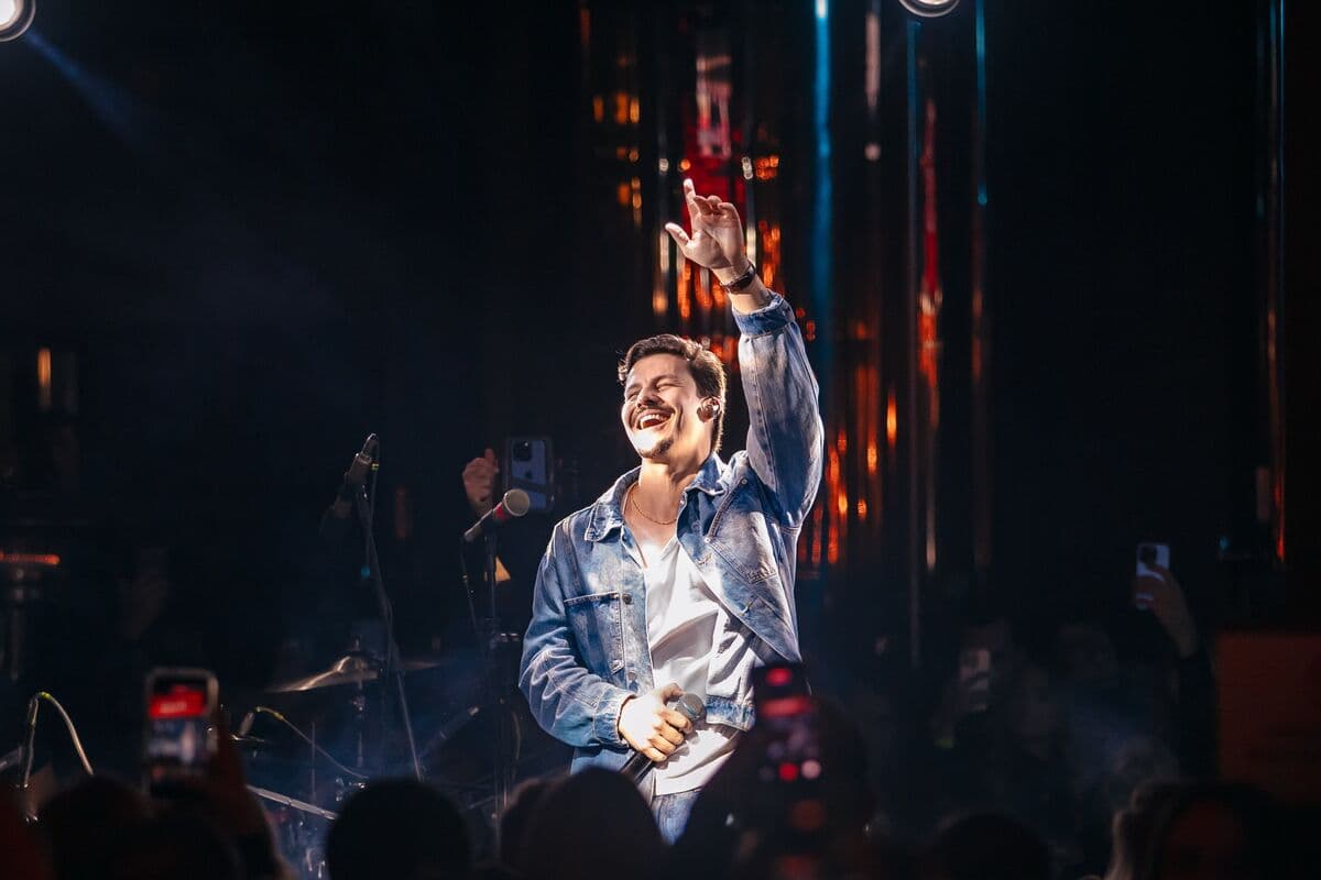 Registro de Viny Leite em shows, encontros e bastidores