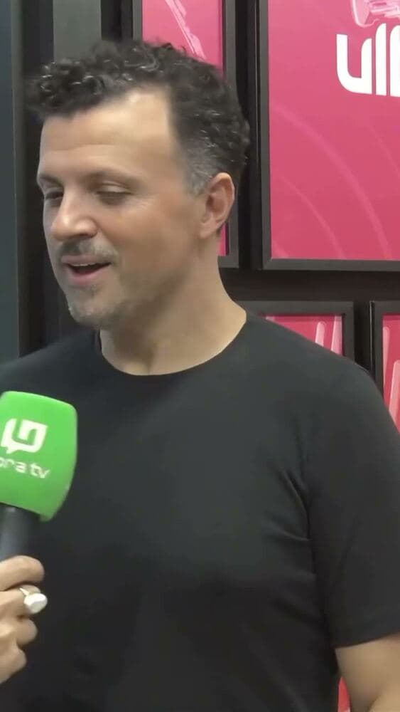 Vídeo de Viny Leite em apresentação e bastidores