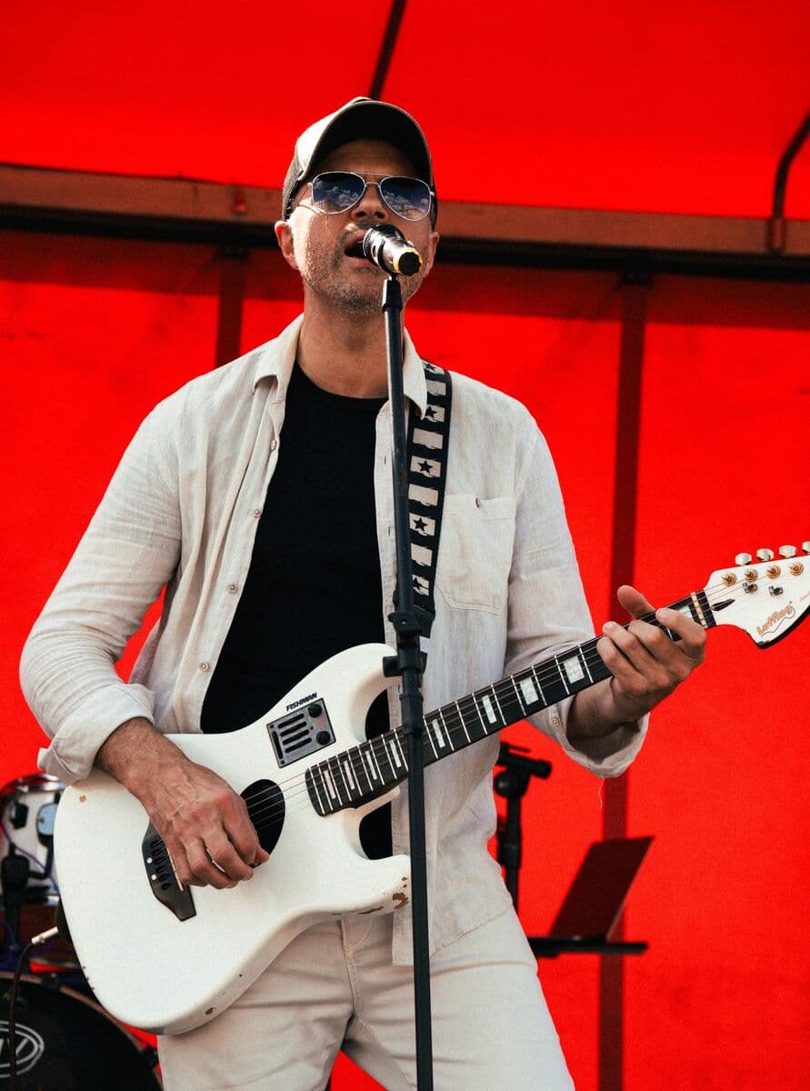 Registro de Viny Leite em shows, encontros e bastidores